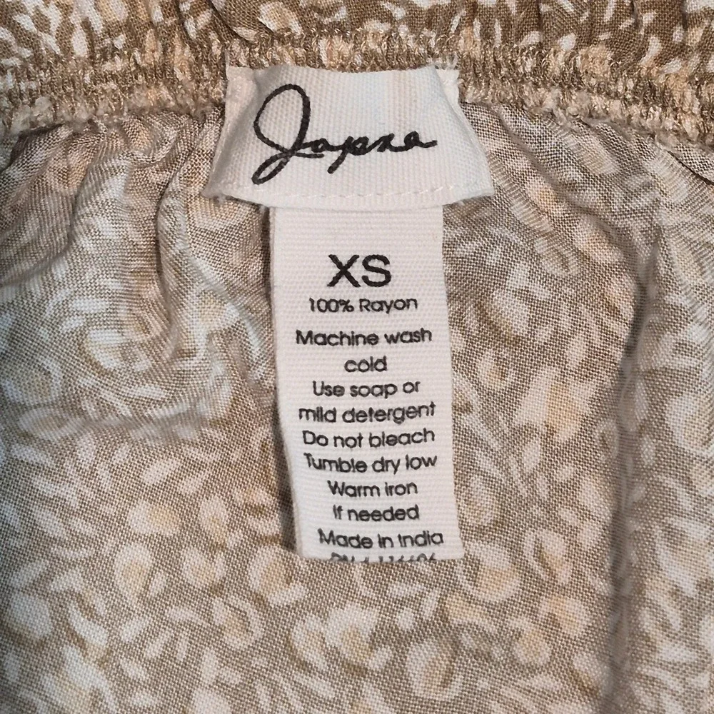 Japna XS Tan Floral Ditsy Tiered Maxi Skirt Rayon‎ Boho Bohemian Cottagecore